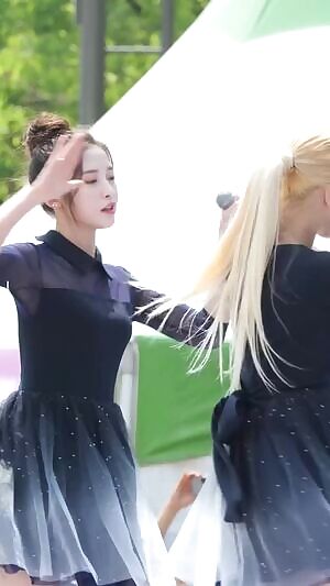 Oh My Girl - Arin, Binnie, Yooa