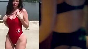 Julia Fox's unreal booty in motion