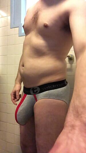 Wildmant brief bulge