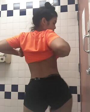 @00penelope11 Latina🍑🍑