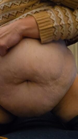 Belly Play Amateur BBW Big Tits