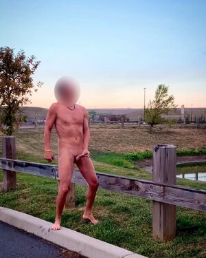 Daring Naked Guys BWC Bubble Butt