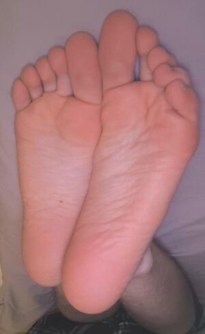 Lesbian Foot Worship Cum Ebony Feet