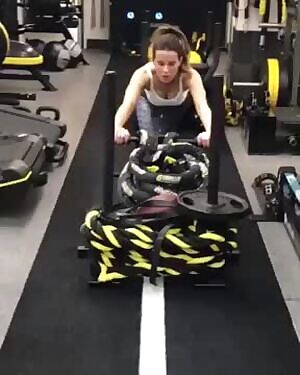 Kate Beckinsale ready for a double fucking 😈