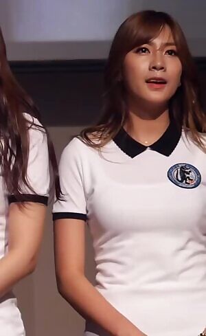 Apink - Hayoung Tongue Megapost #5