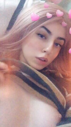 Wanna play with a petite college girl? Join me on ;). Vanilla and domme sessions available. friendly! 💕