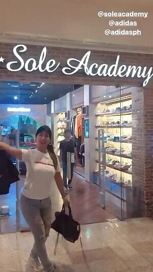 Maria Ozawa Instagram Story