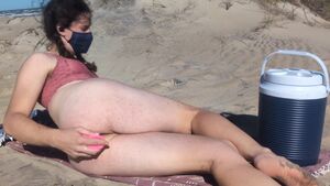 Enby Sluts Anal Ass Beach Dildo