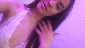 A quick peak at some Titty