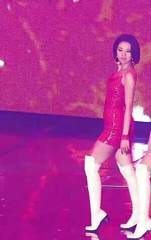 Twice - Chaeyoung + Momo