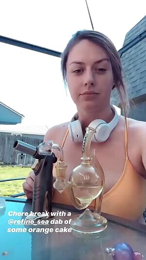 DabSpot Danielle Treats Us on IG