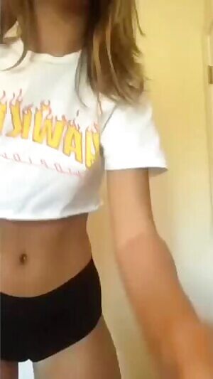 Teen with great ass in tight shorts