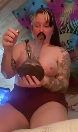 irst time posting. Happy Friday everyone ☺️