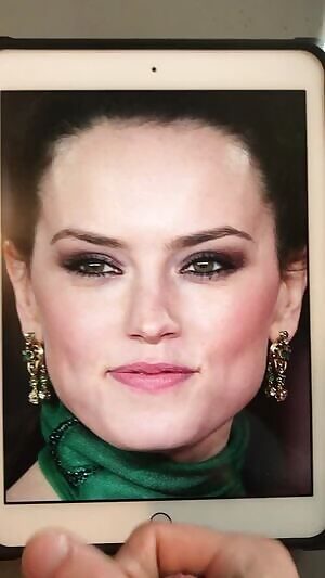 Giving Daisy Ridley a big load