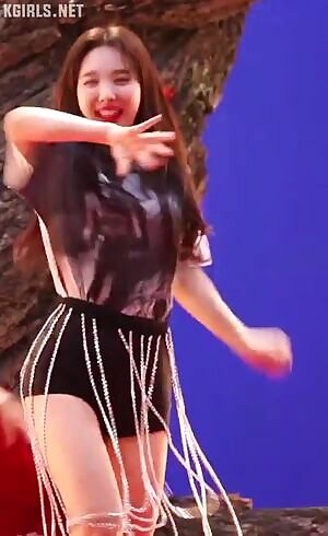 Twice Nayeon Yes or Yes Mv making