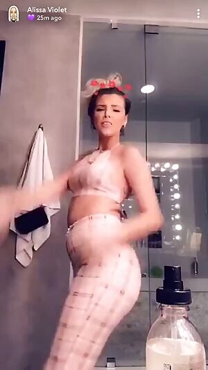 Alissa Violet has such a great ass