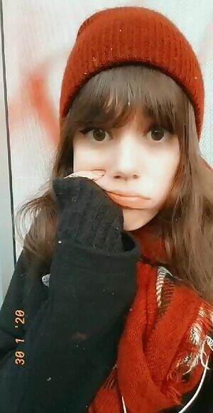 Henloo~ same spot as my last one buut I'm just sitting in one place hehe~♡