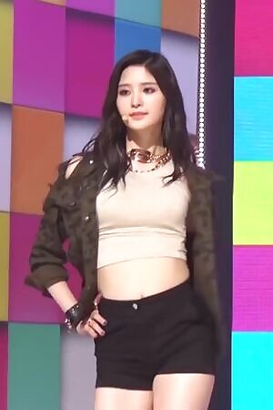 EXID - Jeonghwa/Junghwa's Jiggly Thighs