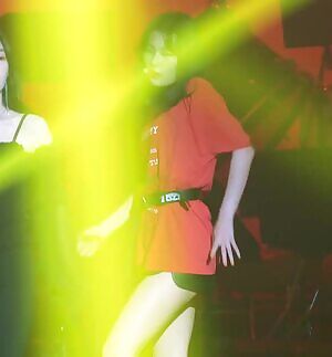 Red Velvet Seulgi - Delicious Legs