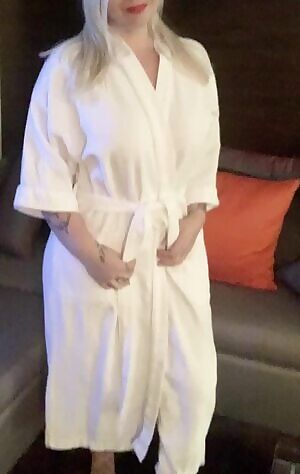 First time here. Hi! 👋 💕