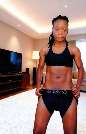 FitMilfs Dominant Gay Lesbian Muscles