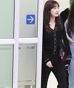 Twice - Jihyo