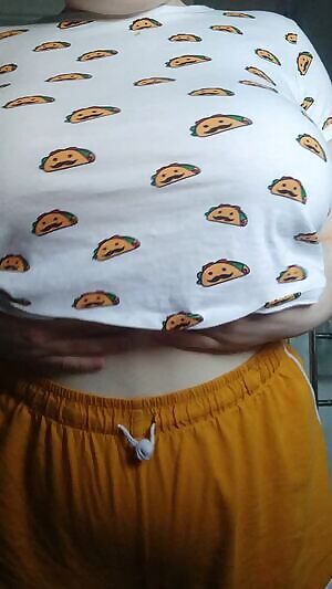 Taco Tuesday is almost over but you can still give my soft taco a good meaty filling