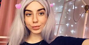 Come play with this little sex kitten today, or let me be your e-girl for the week // Vanilla or domme //    💕