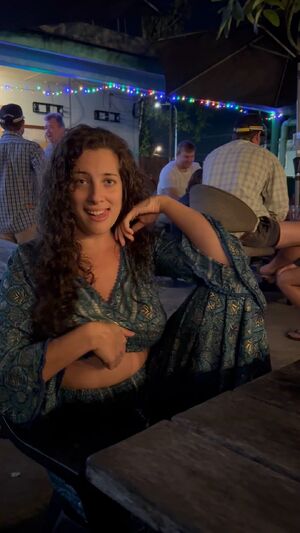 I wish someone would have noticed my boobies [GIF]