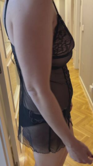 Amateur MILF 45yo (f)