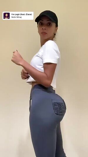 Ms. Bubble Butt Brittany Renner