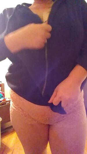 Guys! I'm so smooth! 💋