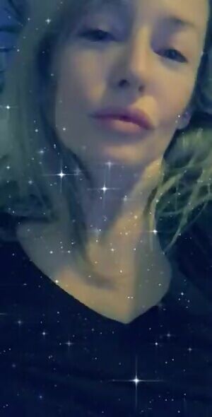 Saturday night vibes🥂