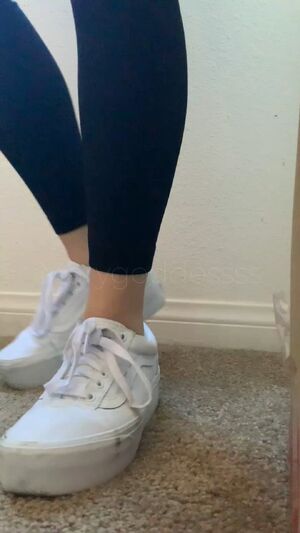 Sneakers Foot Fetish Footjob Masturbating Shoes