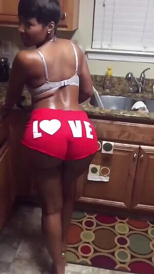 Roxy Reynolds 🎂🍫