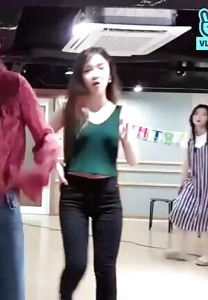 Oh My Girl - Seunghee & Binnie