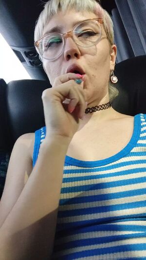 Food Play Blonde Long Tongue Petite