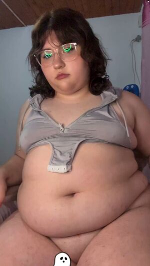 Chubby Lovers Amateur Belly Button Curvy