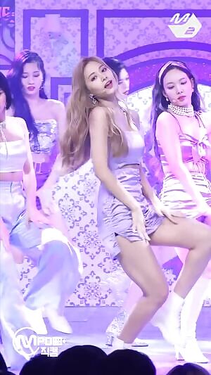 TWICE - Tzuyu 