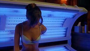 Crystal Lowe and Chelan Simmons - Final Destination 3