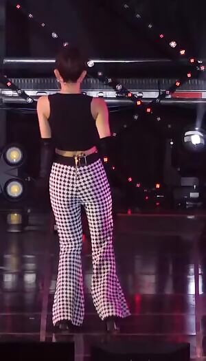 Seulgi is such a hot korean fuck