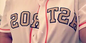 Where are my Astro’s fans? Let’s play a game 💋