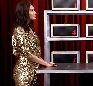 Gal Gadot about to give a kiss out to you before remembering her husband’s in the audience as well...