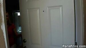 Busty blonde Dayna Vendetta enjoys a sexy massage