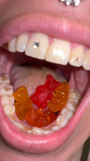 Giantess IRL Bear Vore