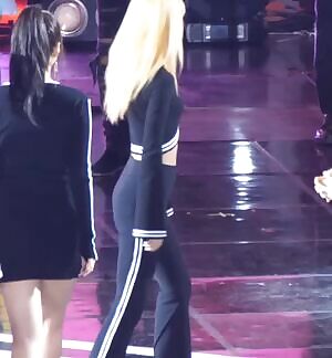 Red Velvet - Seulgi/Joy