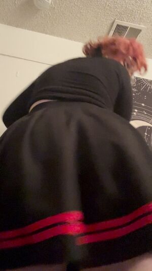 Thick Redheads Ass Goth Skirt Thighs