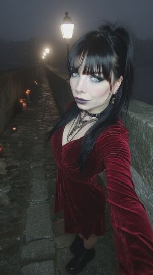 Love not Warcraft Amateur Cleavage Goth