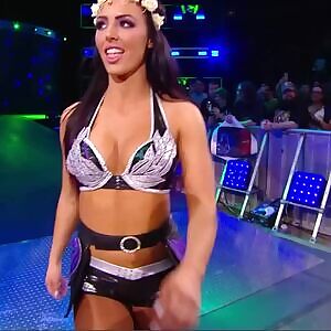 I want to cum on her tits so bad