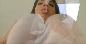 Anissa Kates natural boobs reveal